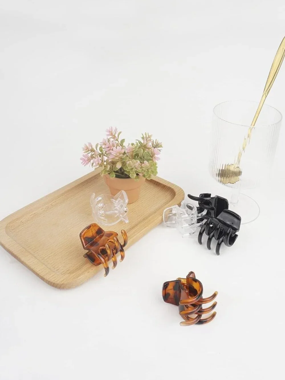 18 Pcs Medium Hair Claw Clips - No-Slip Jaw Clips for Effortless Styling